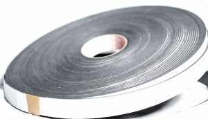 Taśma akustyczna piankowa 20m 30mm/4mm 